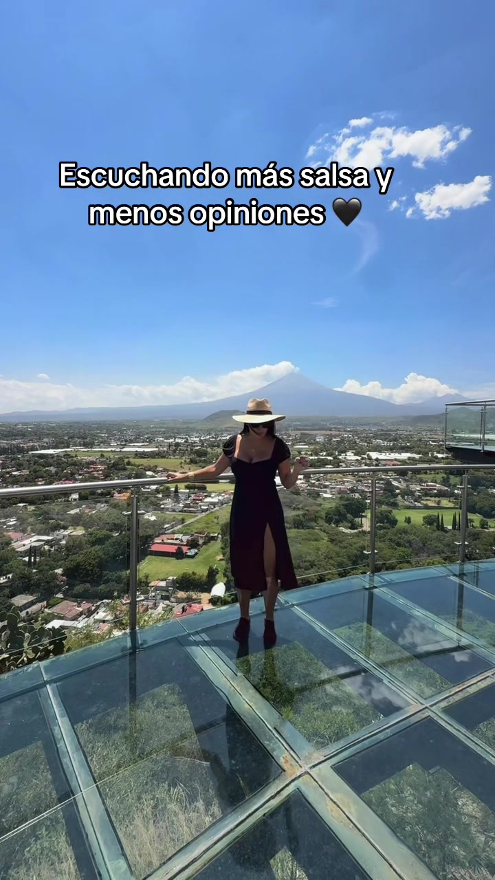 @Karina Brito