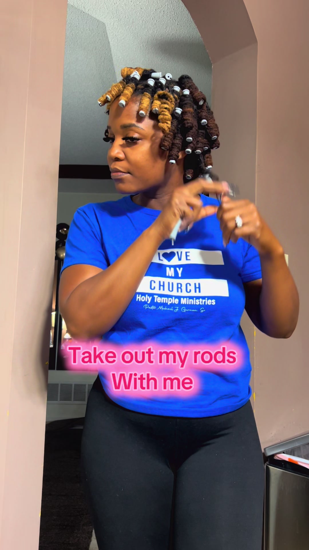 @LocQueenz Salon Memphis
