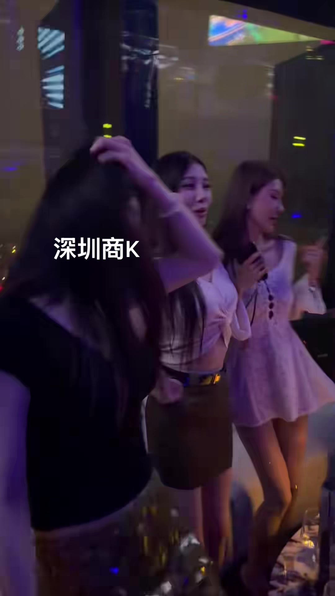 @KTV预定小胖