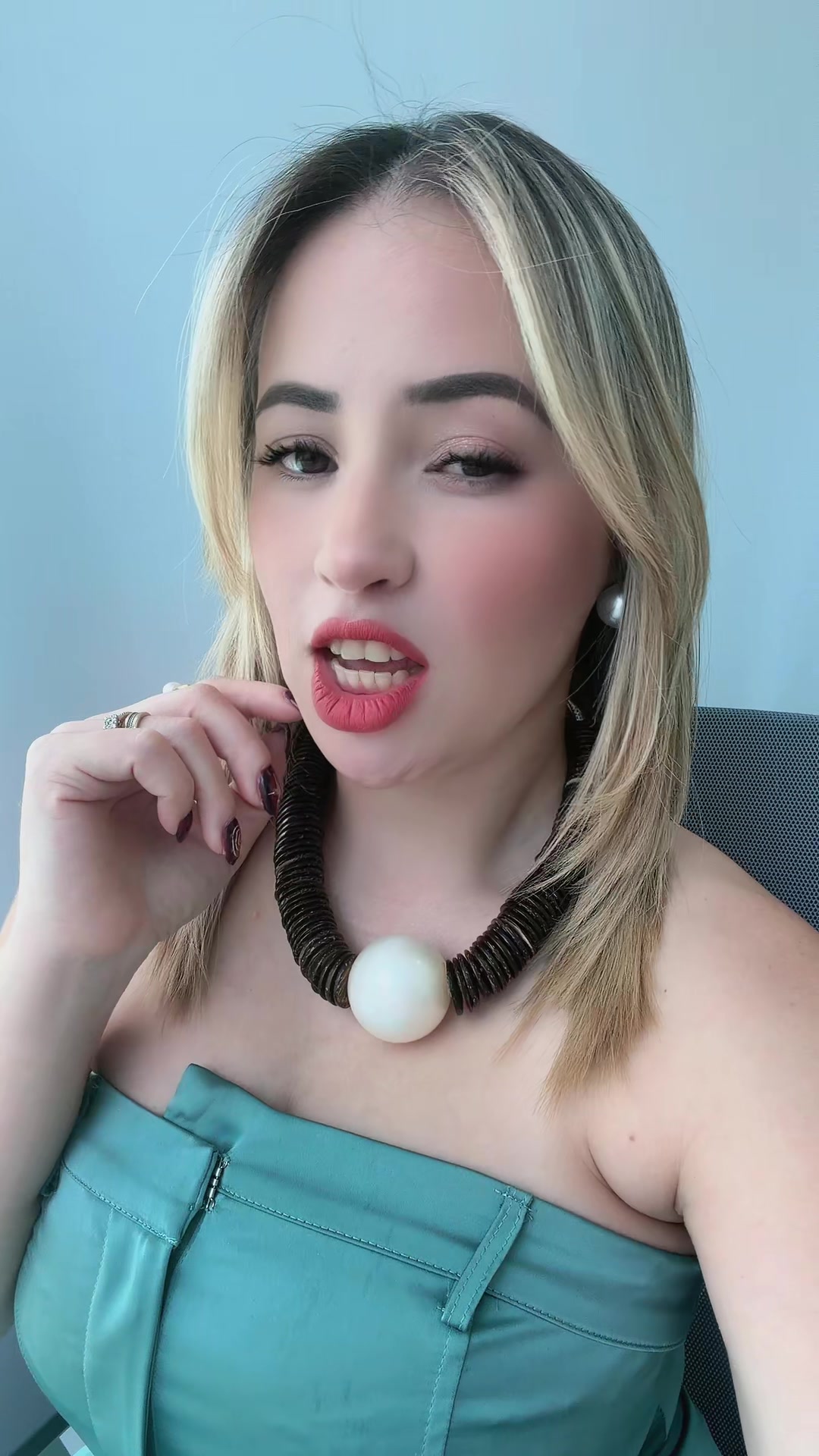 @Anayansy✨