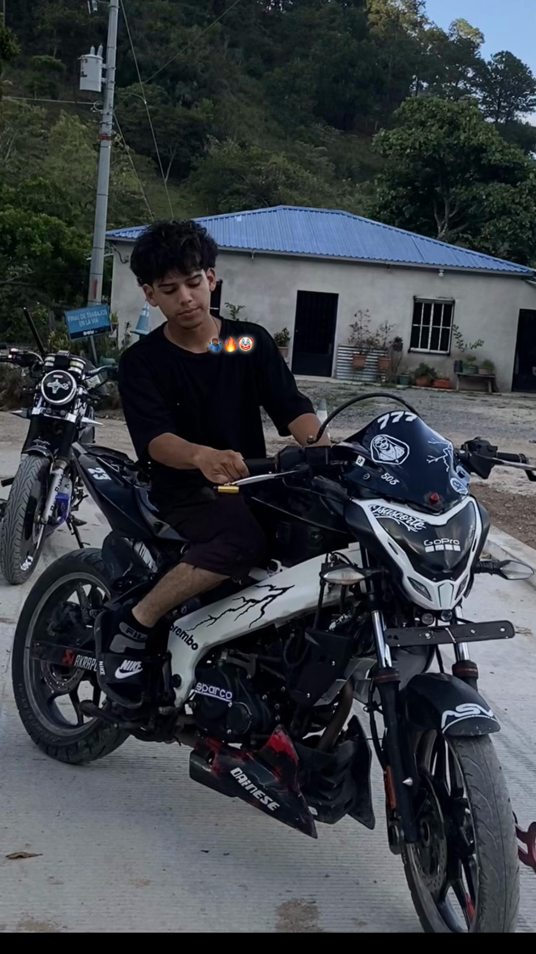 @Dn_Mate 👄