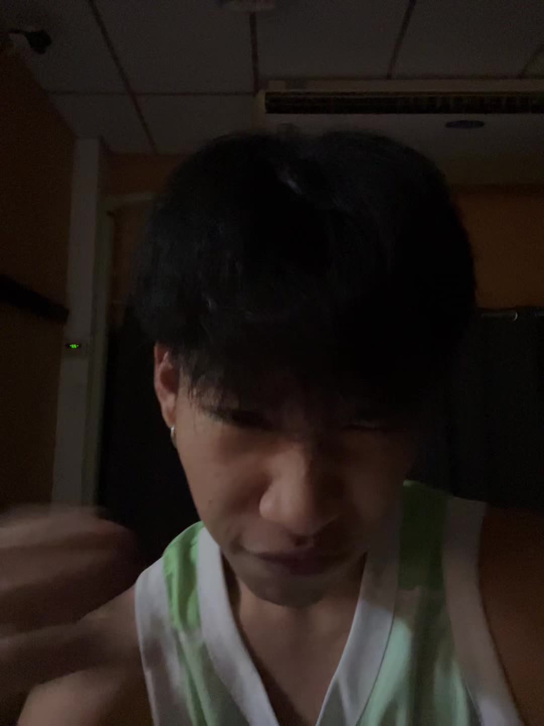 @Bj