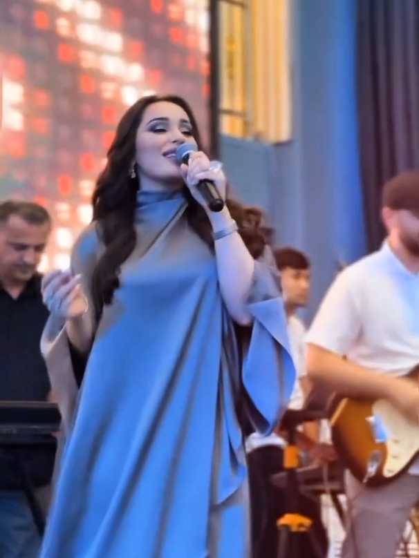 @Madina Aknazarova 🇹🇯