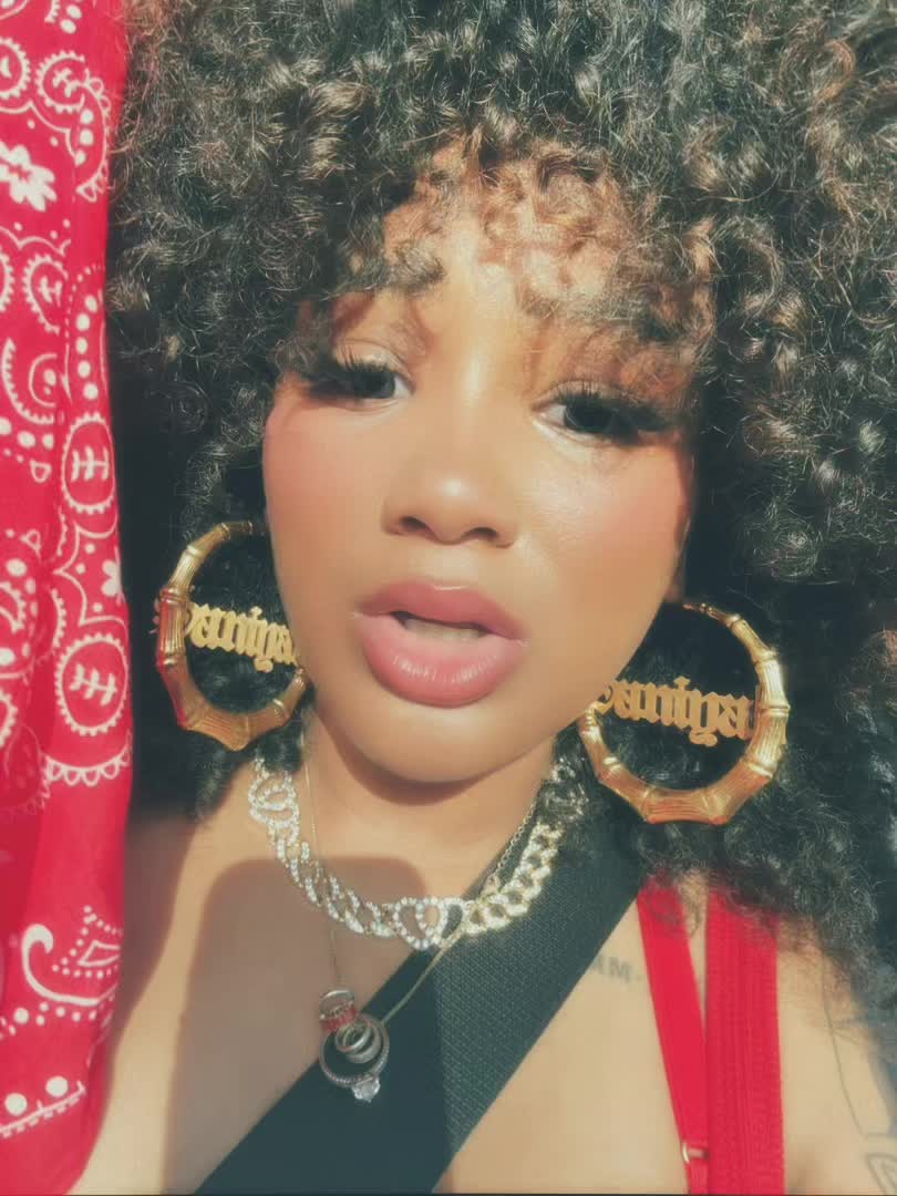 @xoniyaaah