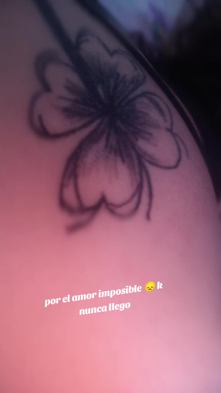 @BELLA SWAN_OFICIAL 🐰🍀🍀💙💙