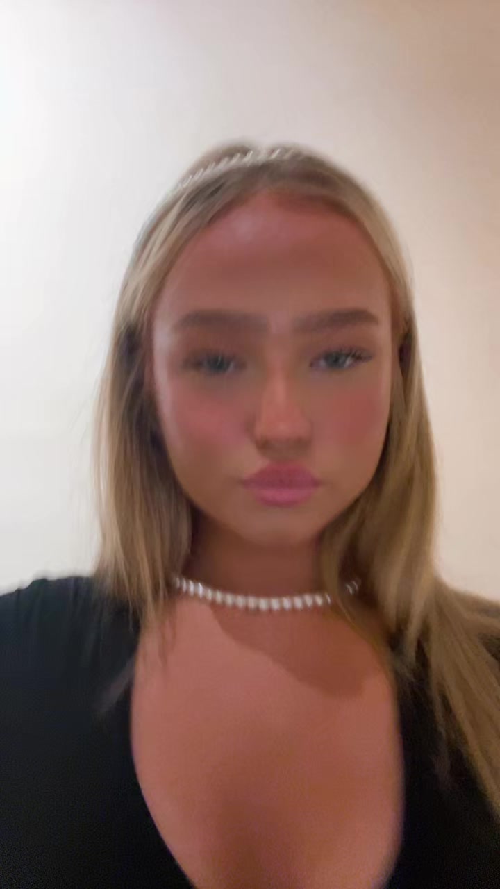@helenhaylliii
