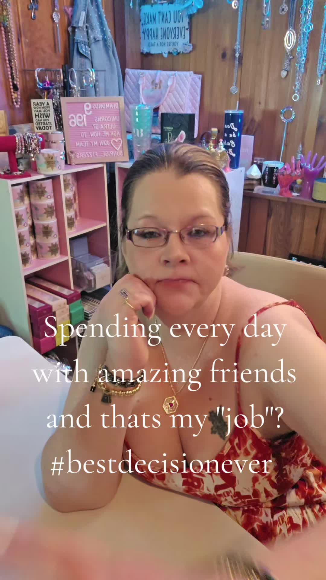 @BoyMomFizzySunrise 💞