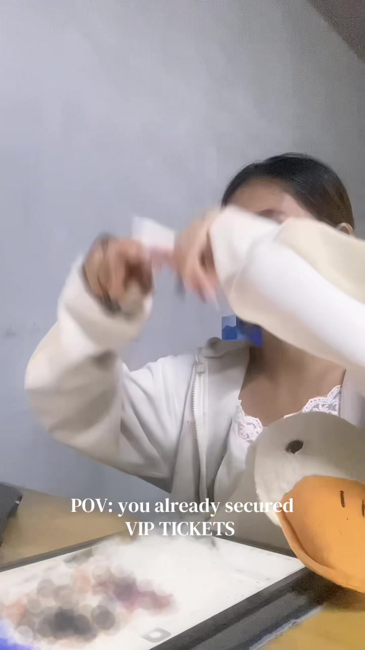 @llaurie