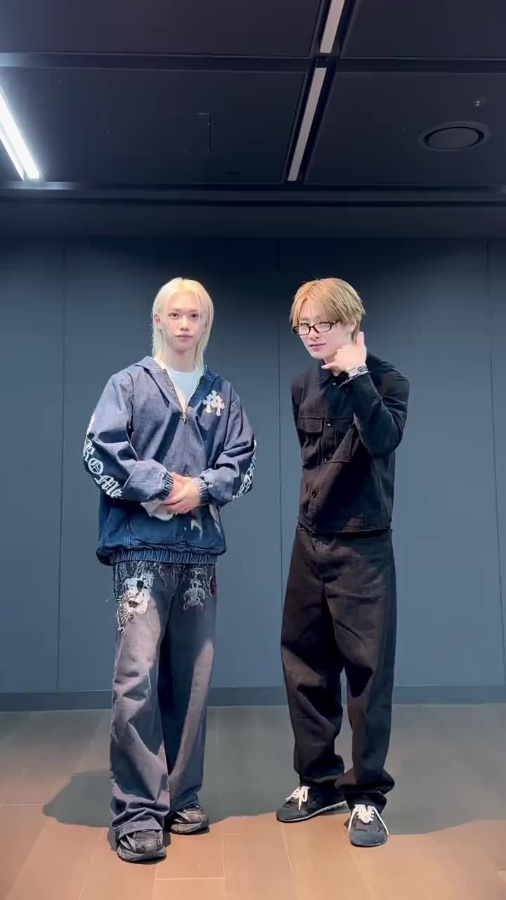 @᧔💜᧓Kvivipop3❤️&zwj;🔥🖤