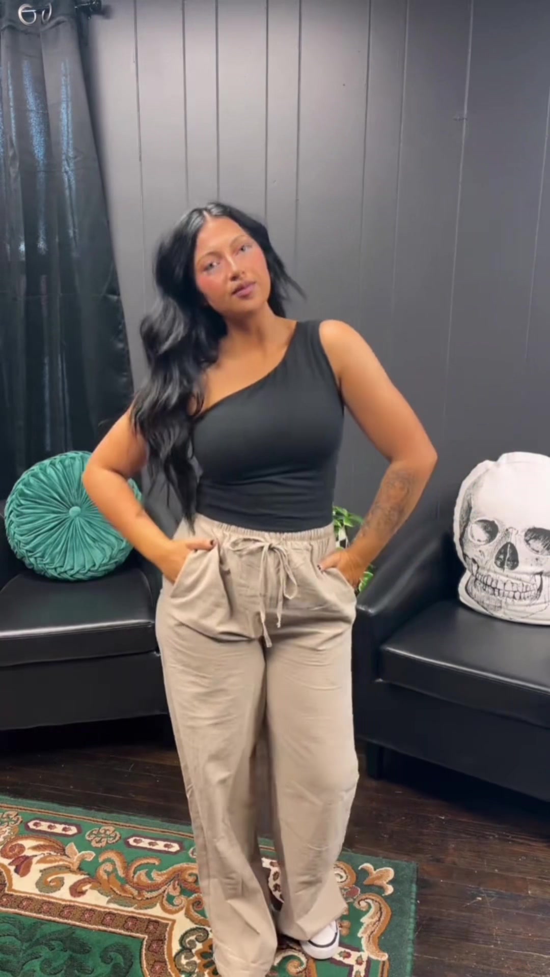 @Amanda • Edgy Inspo