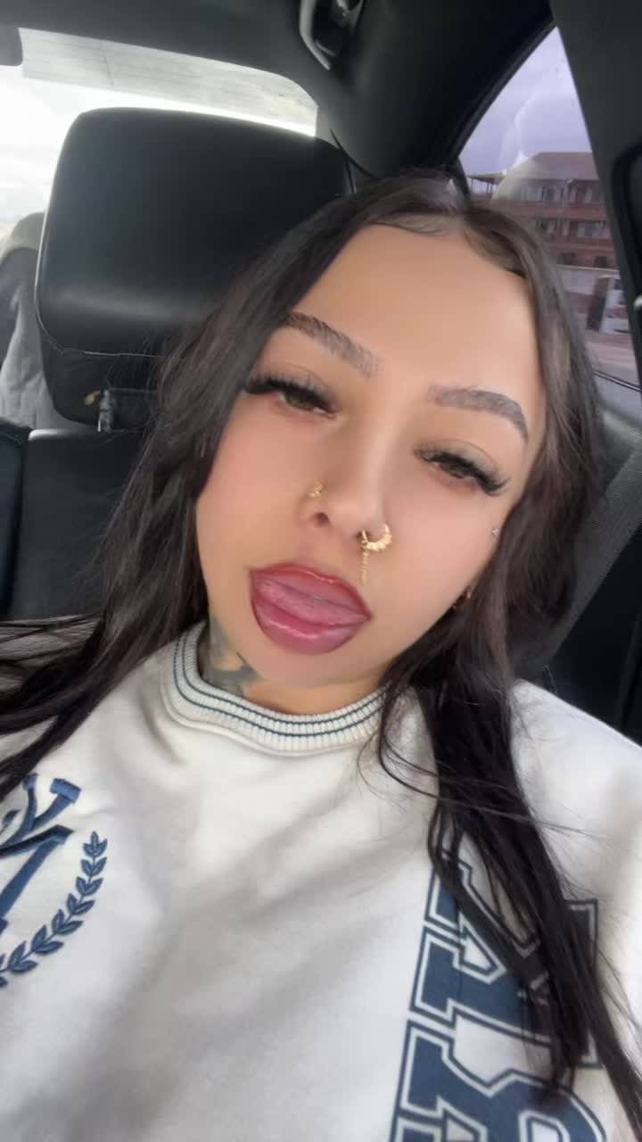 @Desiree 🦋