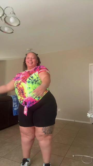 @MzYella27