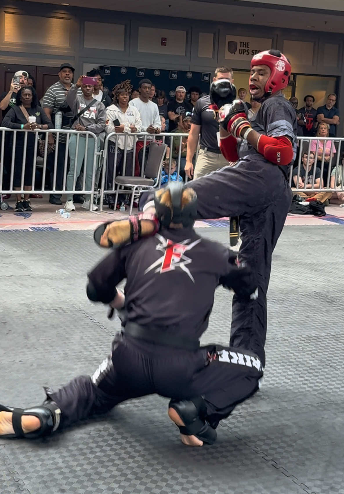 @Point Fighter Live