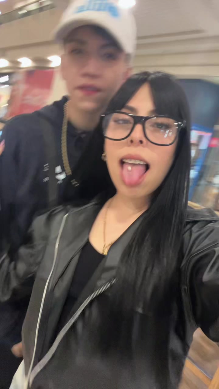 @melanytevezz