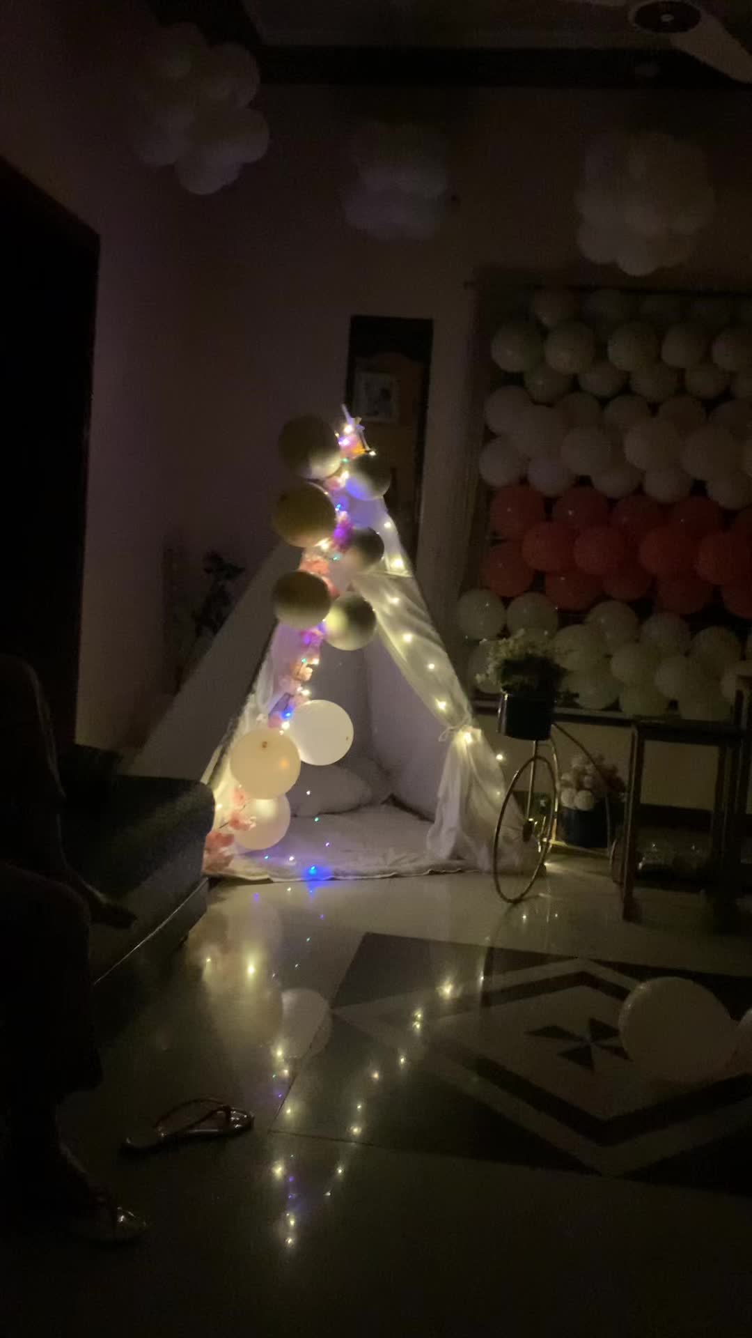 @Pariza112211
