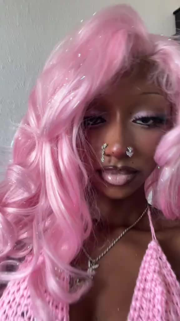 @Holyxtrin