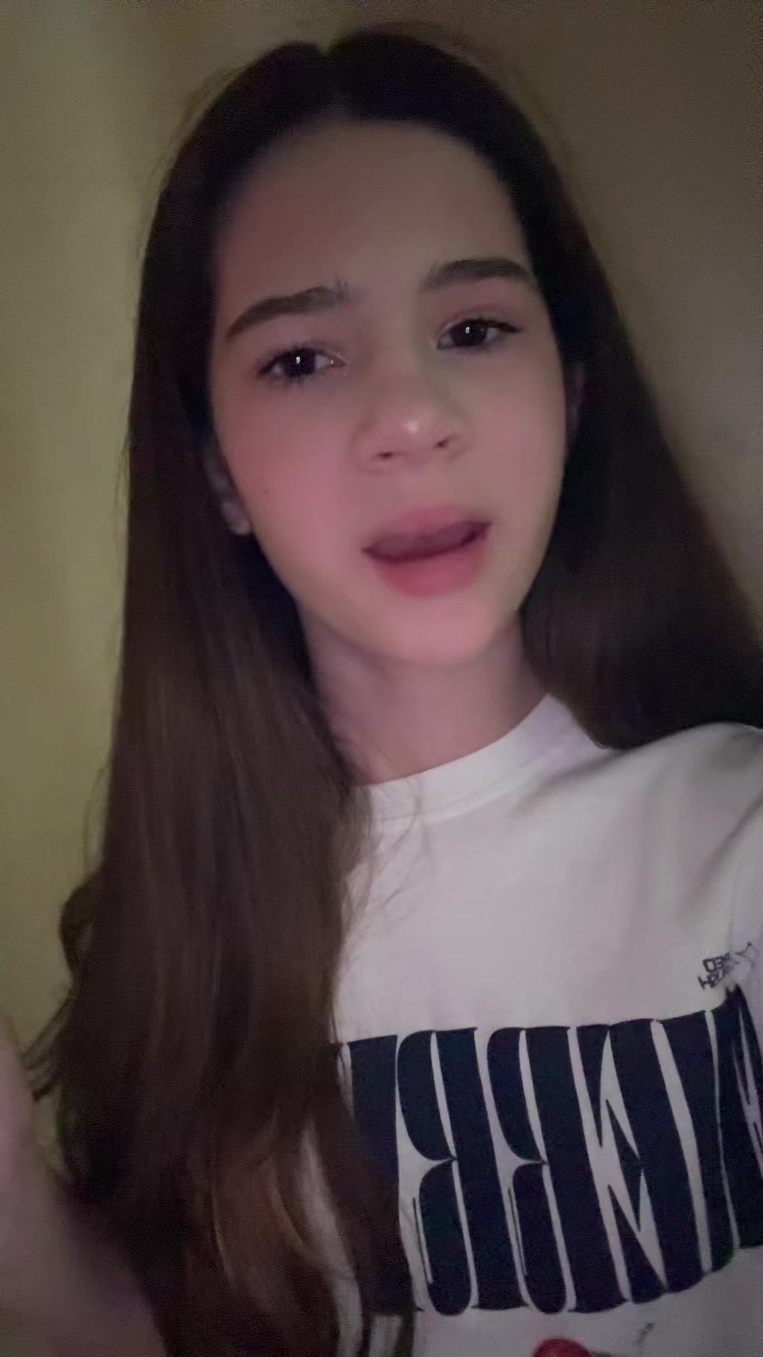 @Yaniixx_00