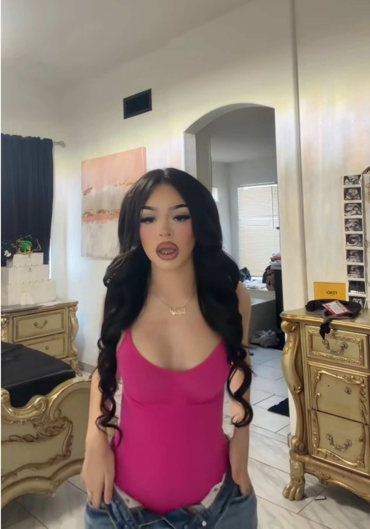 @Sujhey Jazmine
