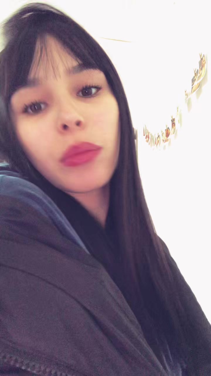 @Tiara_dobal