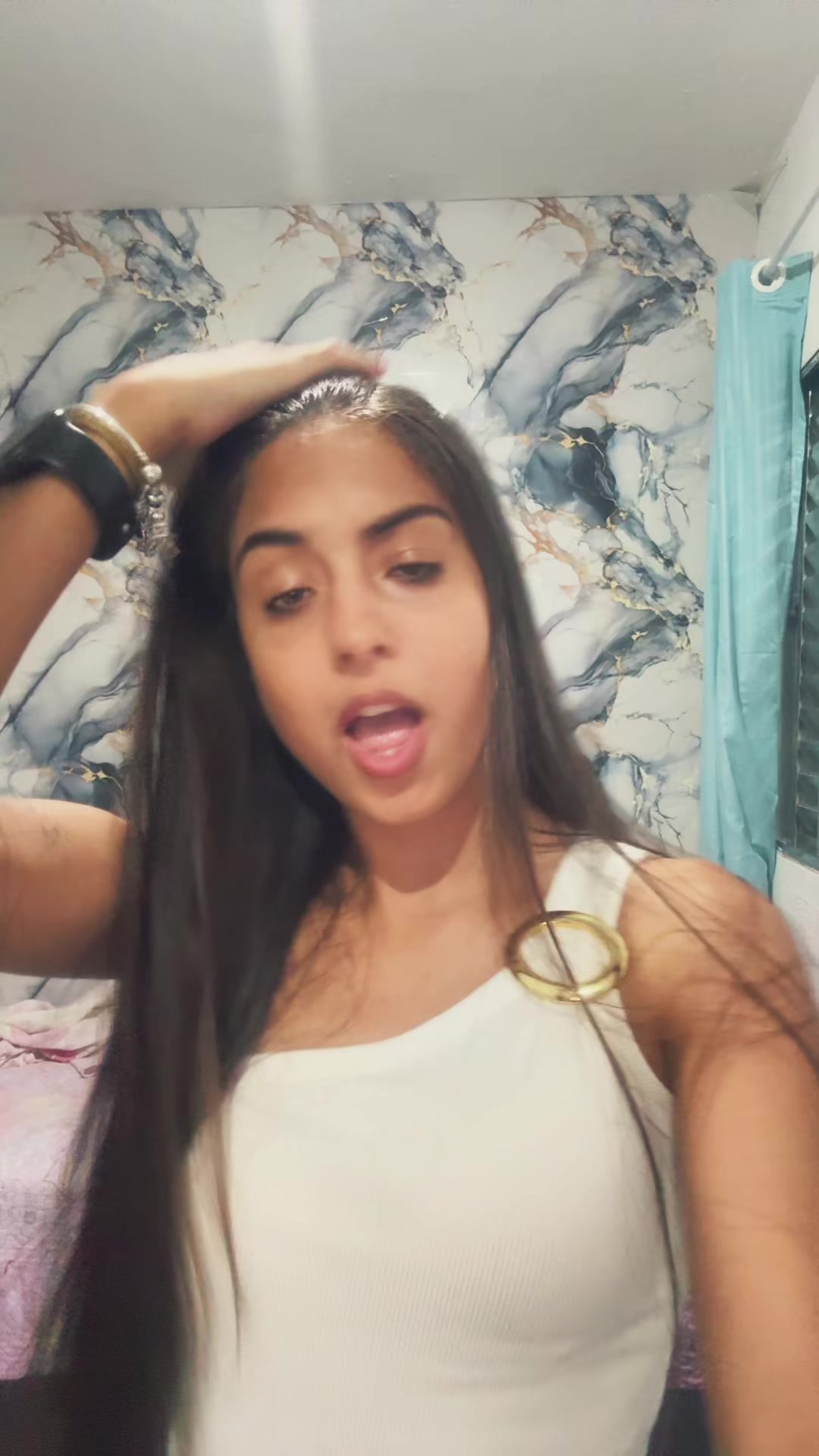 @𝕭𝖎𝖍