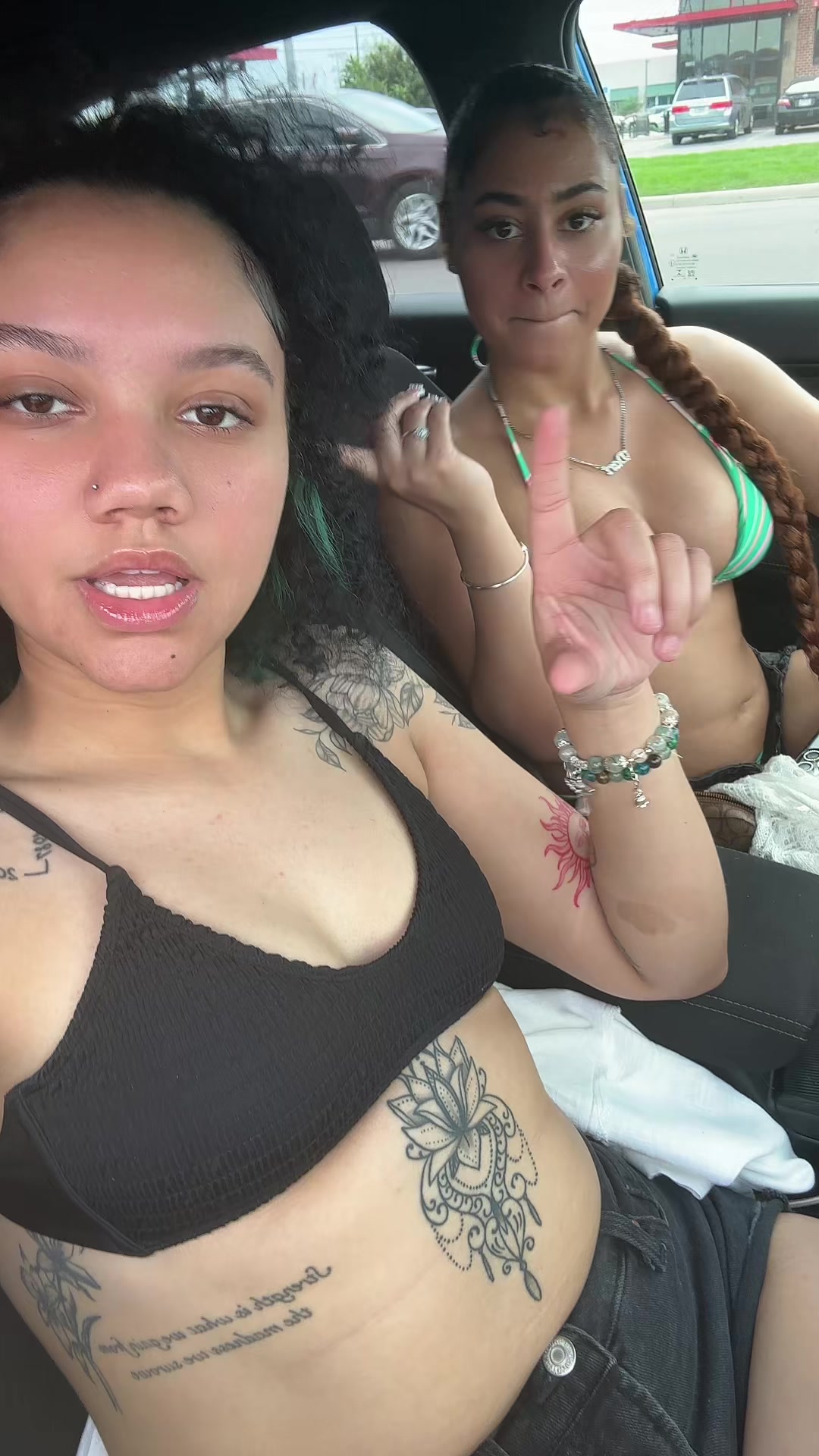 @aunicaa🫐😏