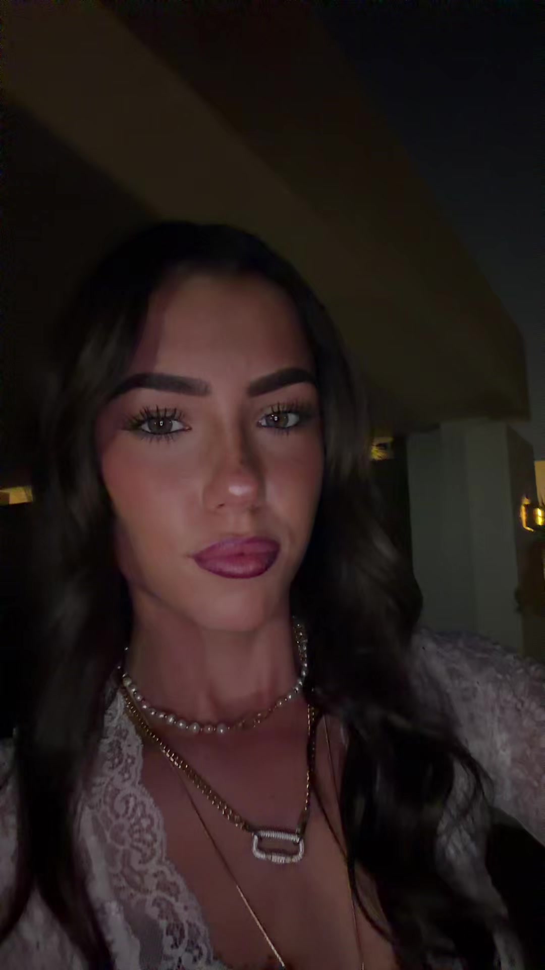 @Astonspamz