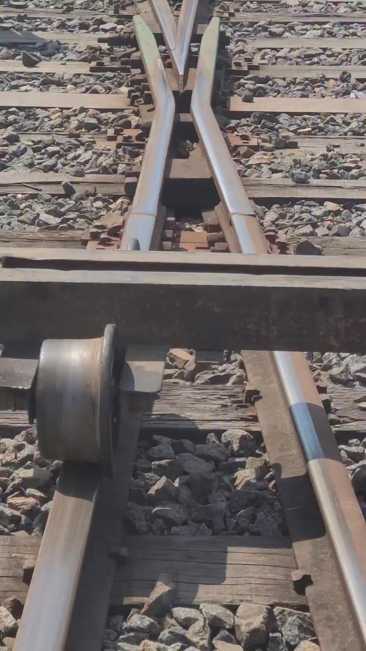 @KENYAN RAILROADER🇰🇪