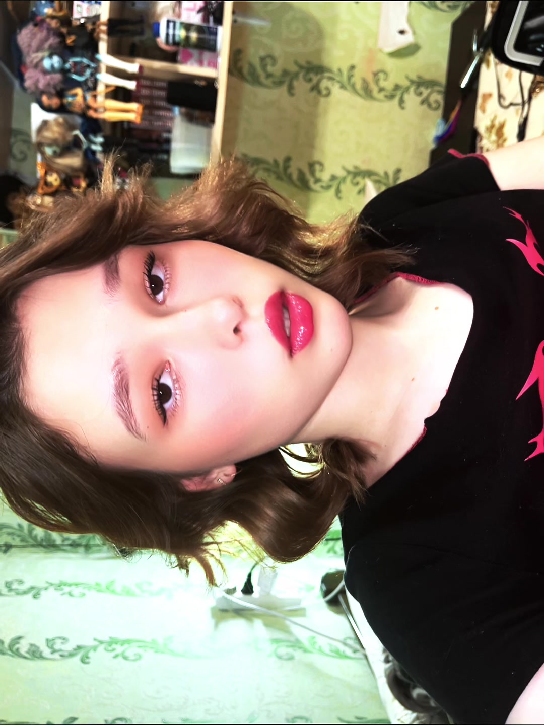 @Флора