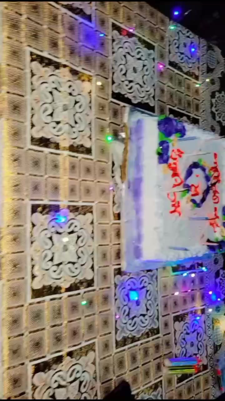 @Iqra🤍