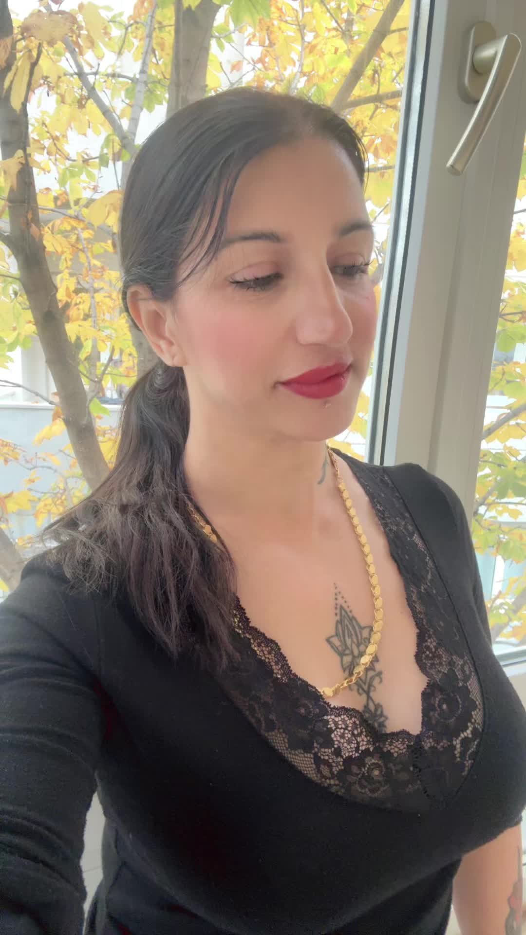 @ZEHRA 🎀