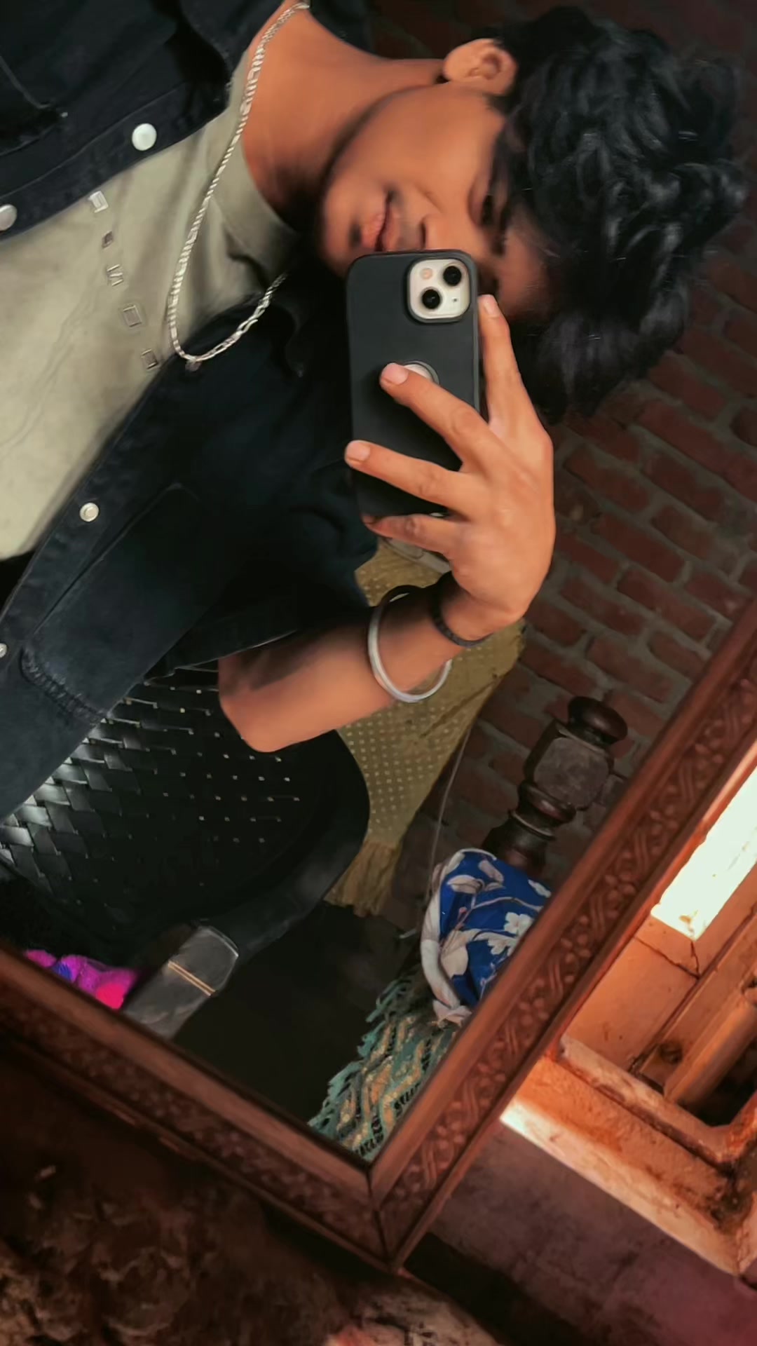 @мʀ रोशन &hellip;🎵