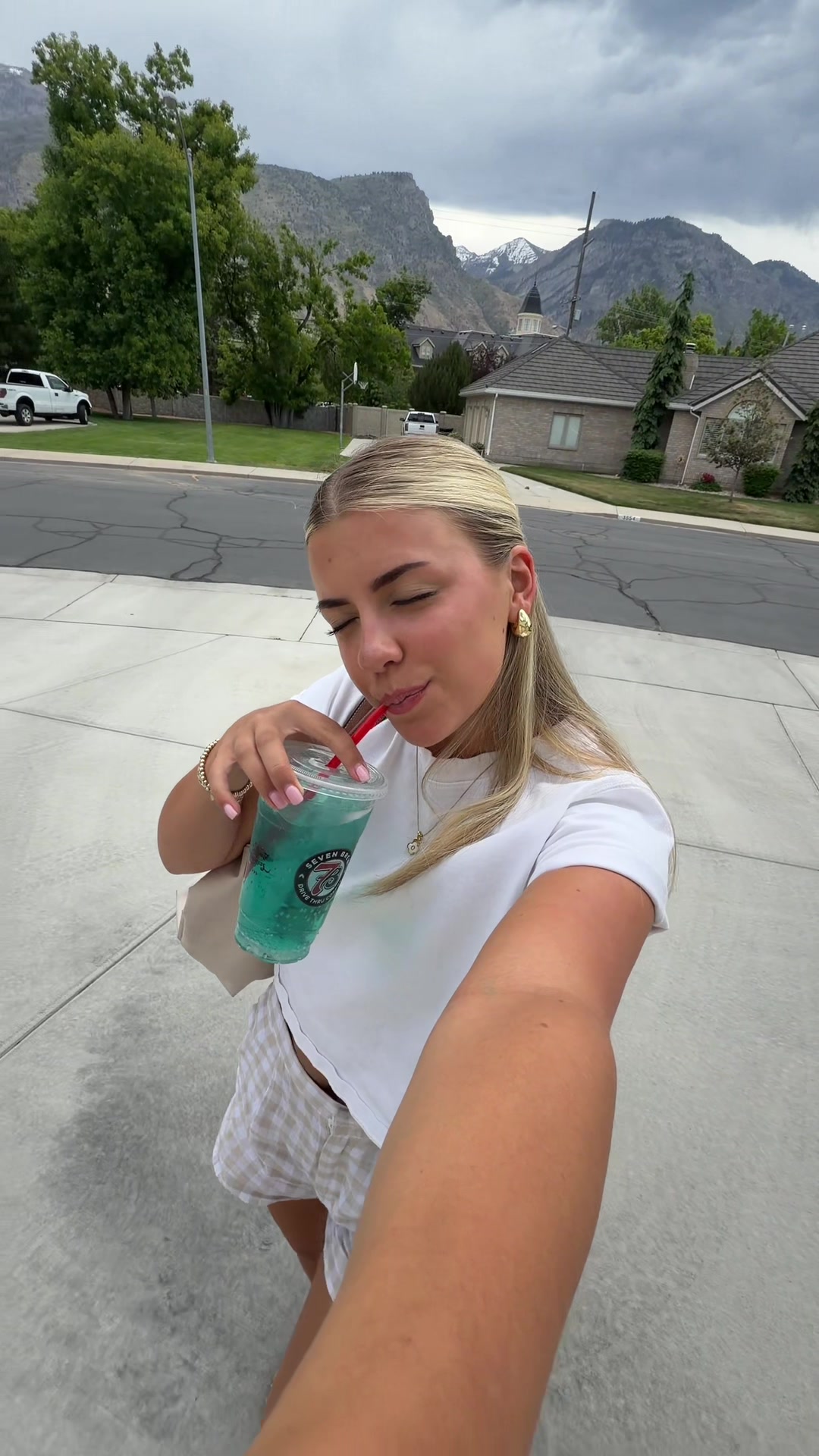 @olivia