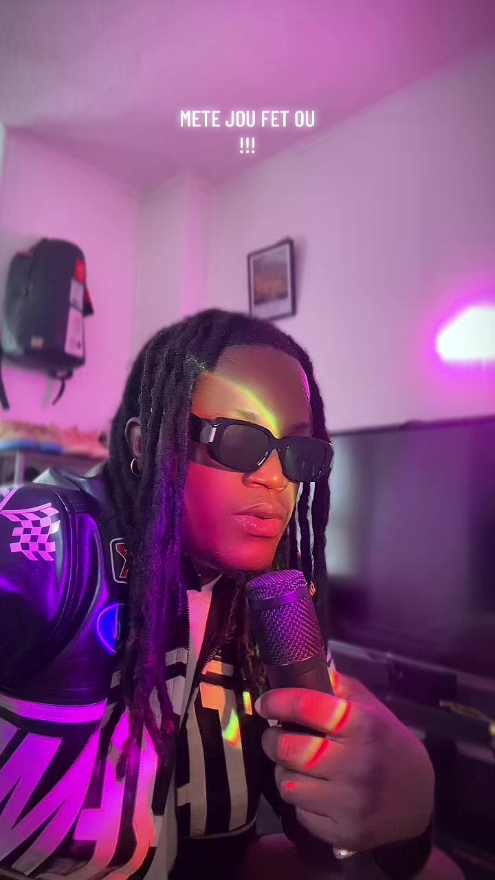 @D I M I L O M-O F F I C I A L
