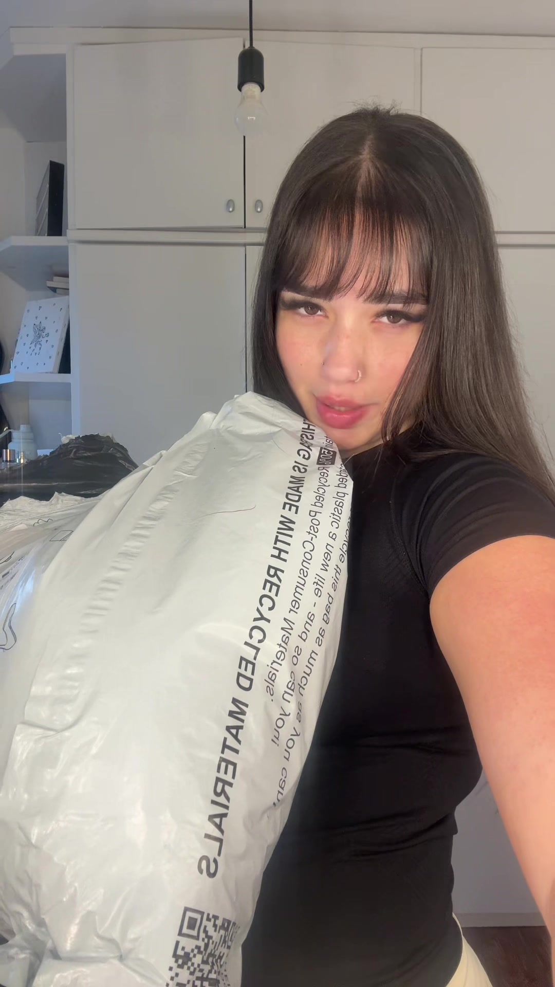 @Ellaa