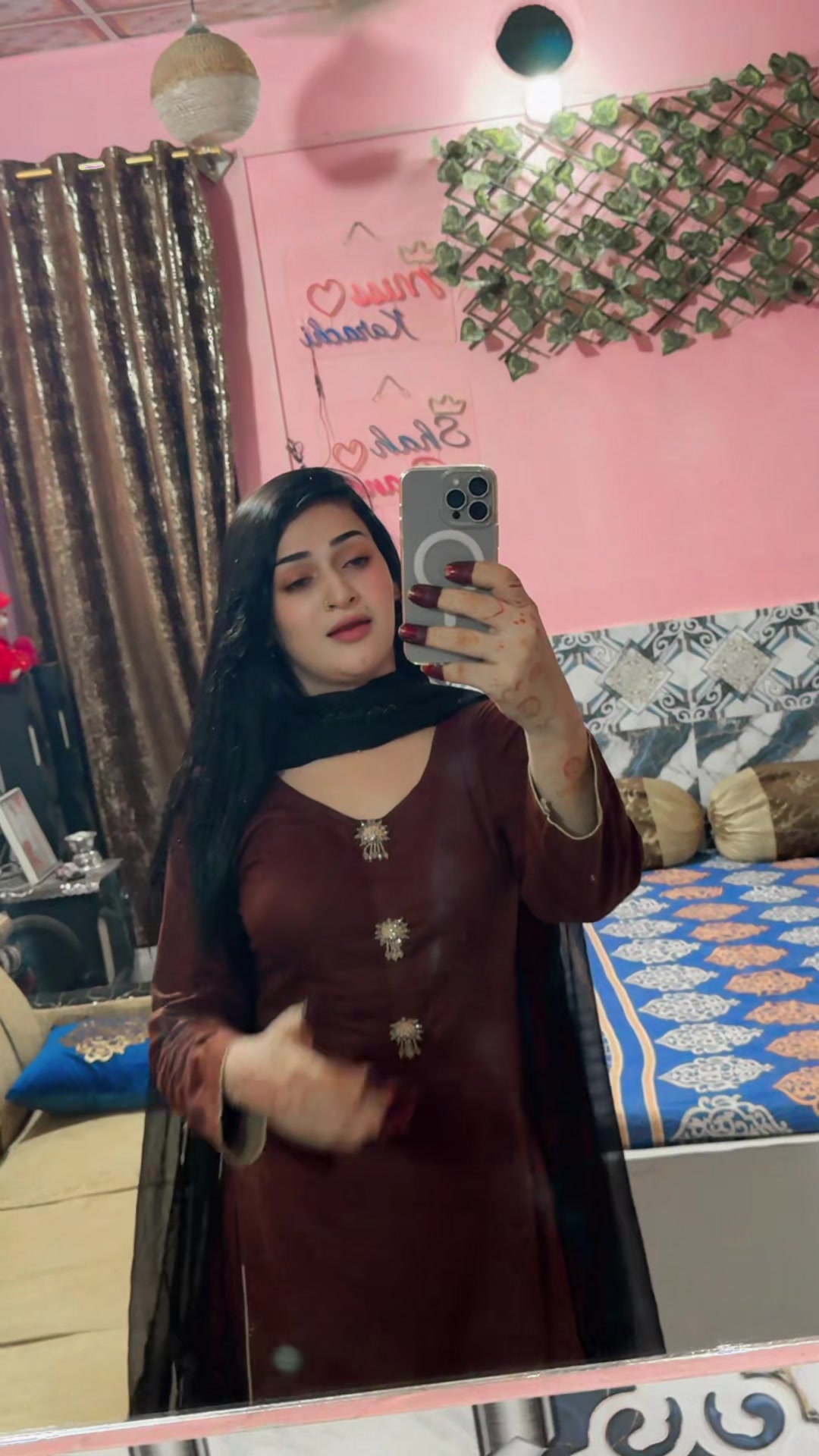 @Misses Karachi zindage