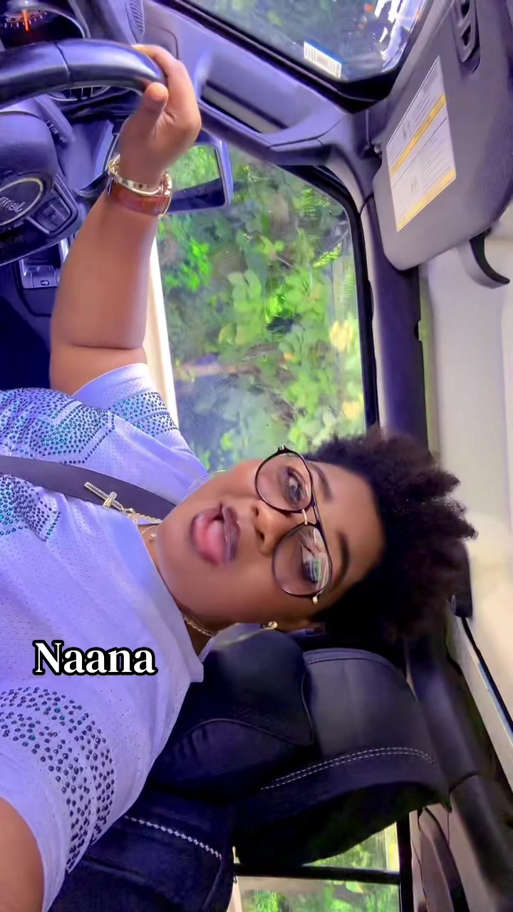 @naana