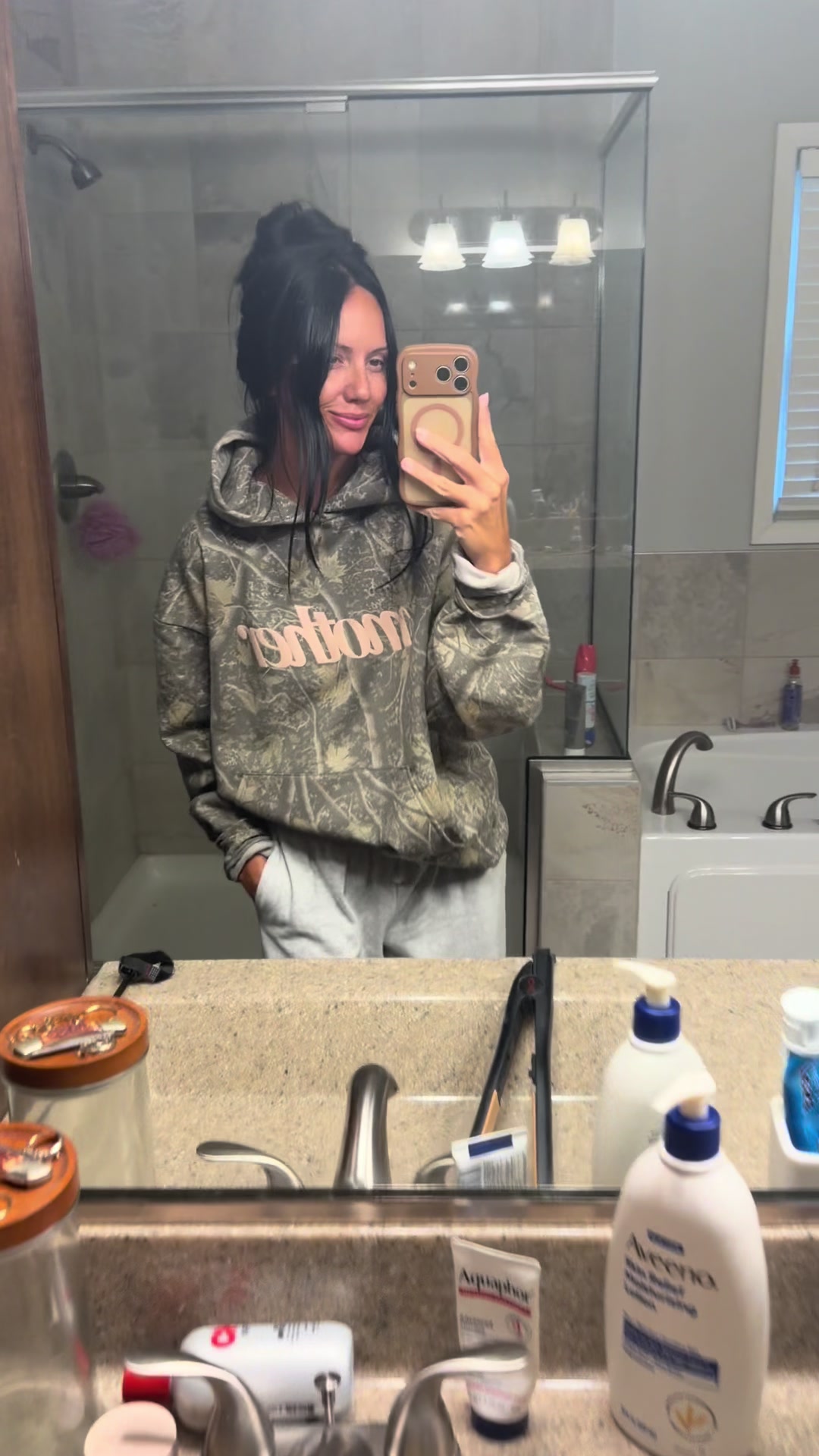 @Ashley 🖤