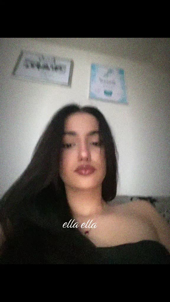 @ella🦋