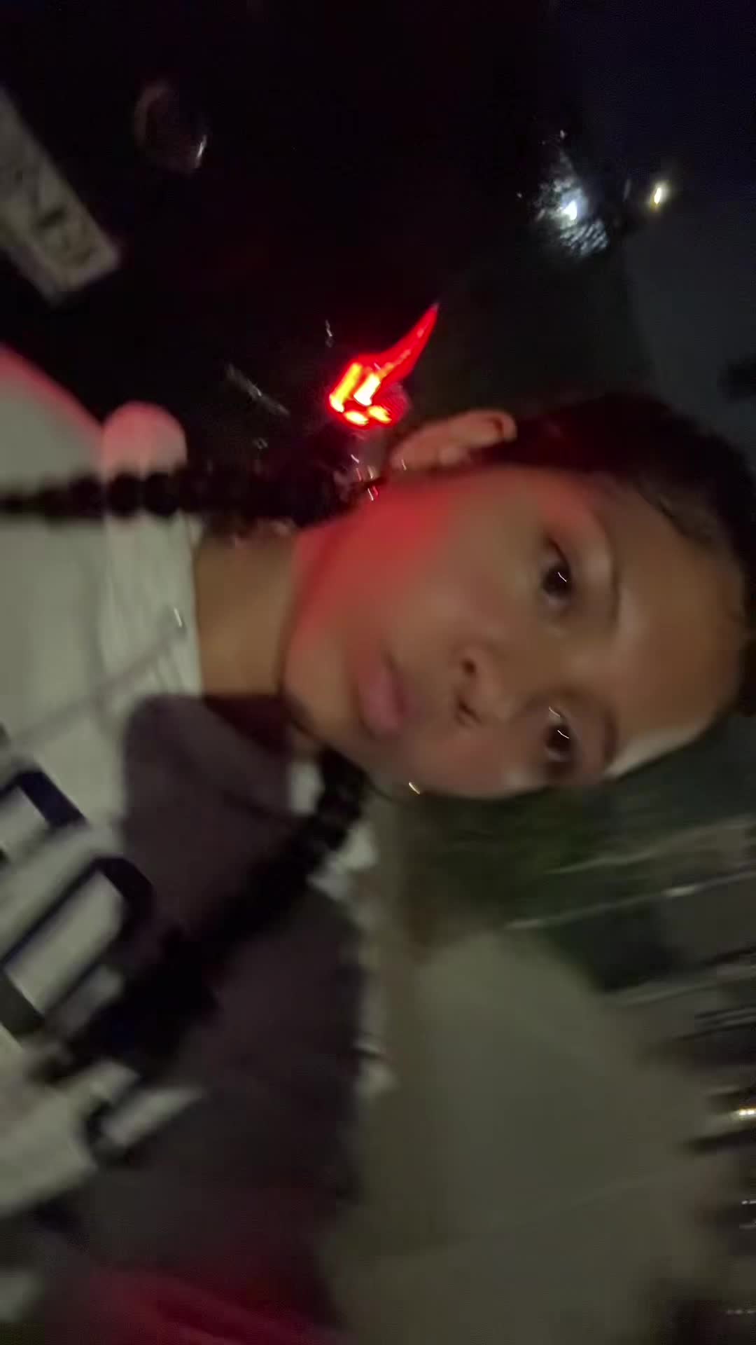 @🛸