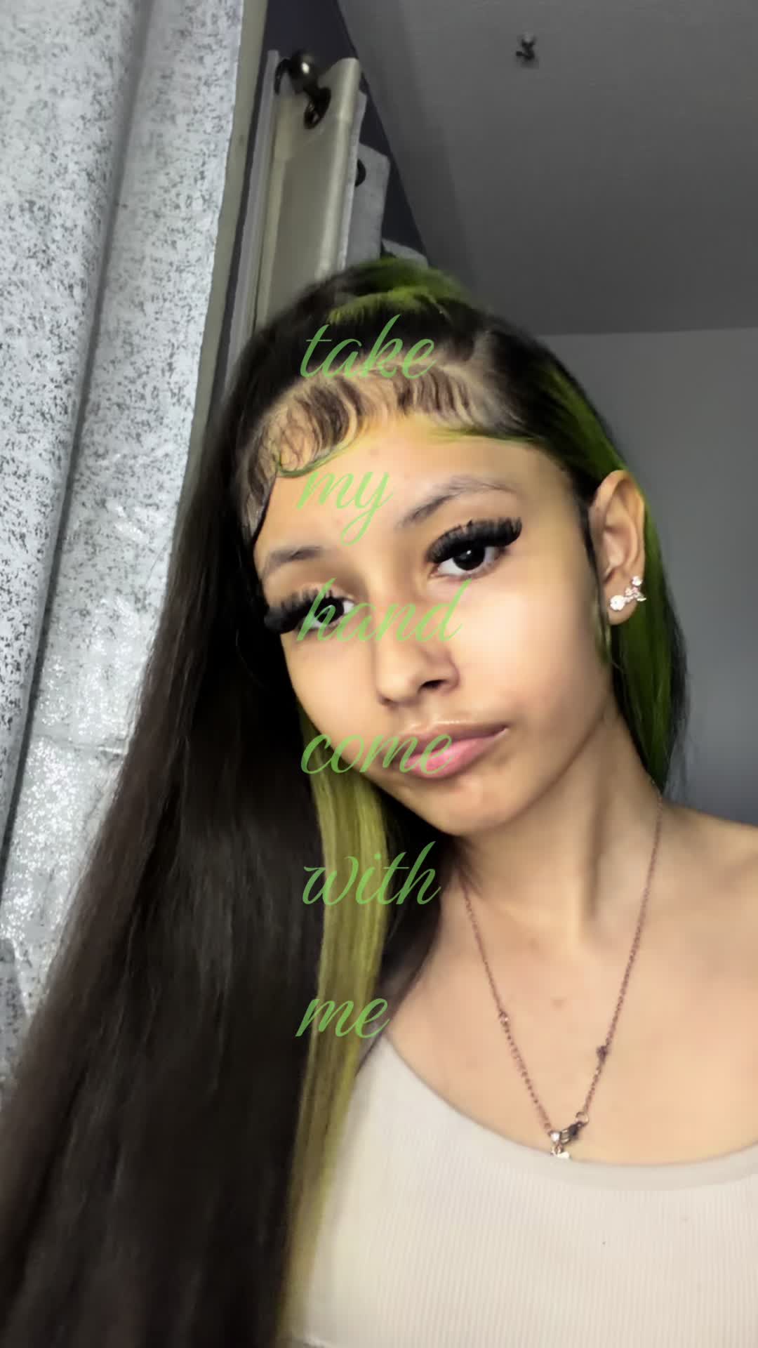 @🧑🏼&zwj;🎤