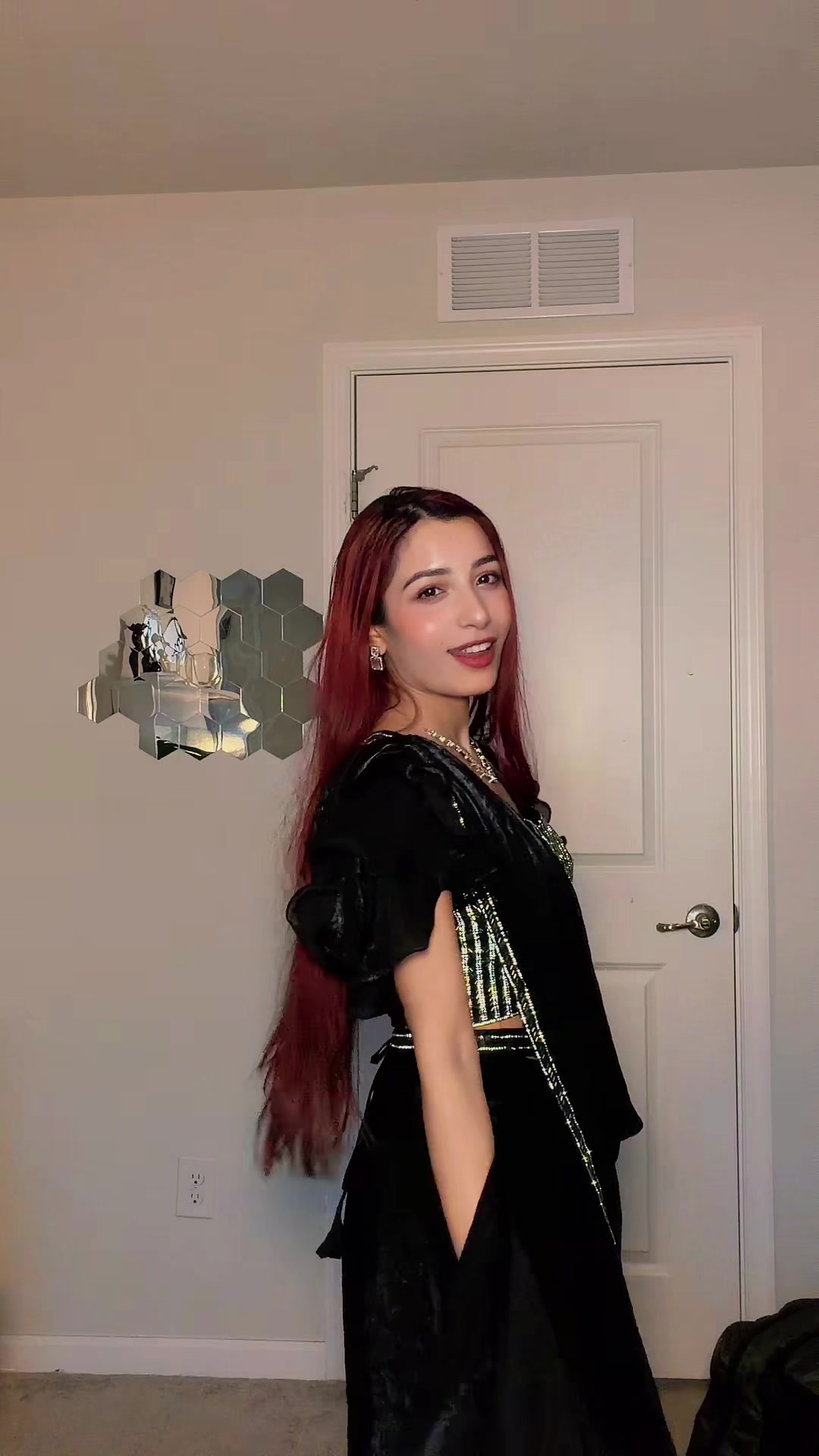 @🦚