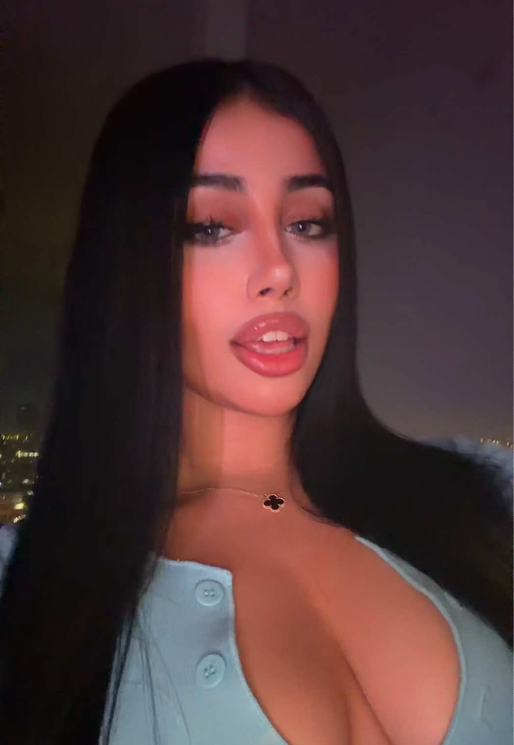 @𝖒𝖎𝖒𝖎🦅