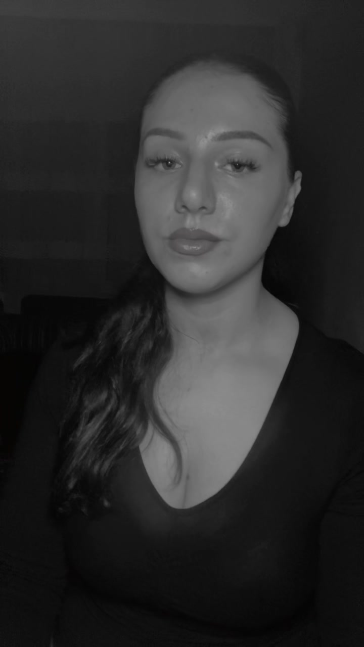@Anna_Krasniqi