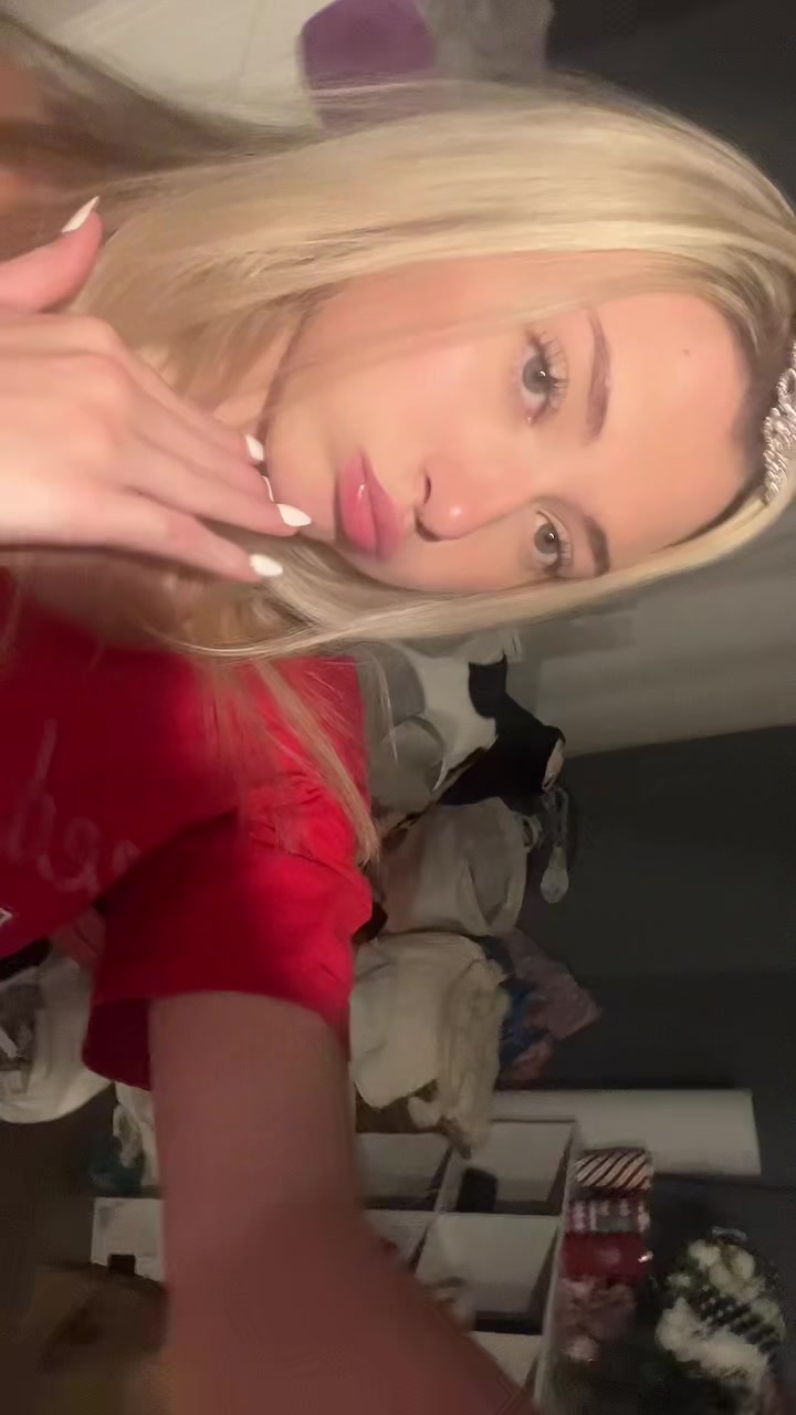 @_strawberryshortcak3