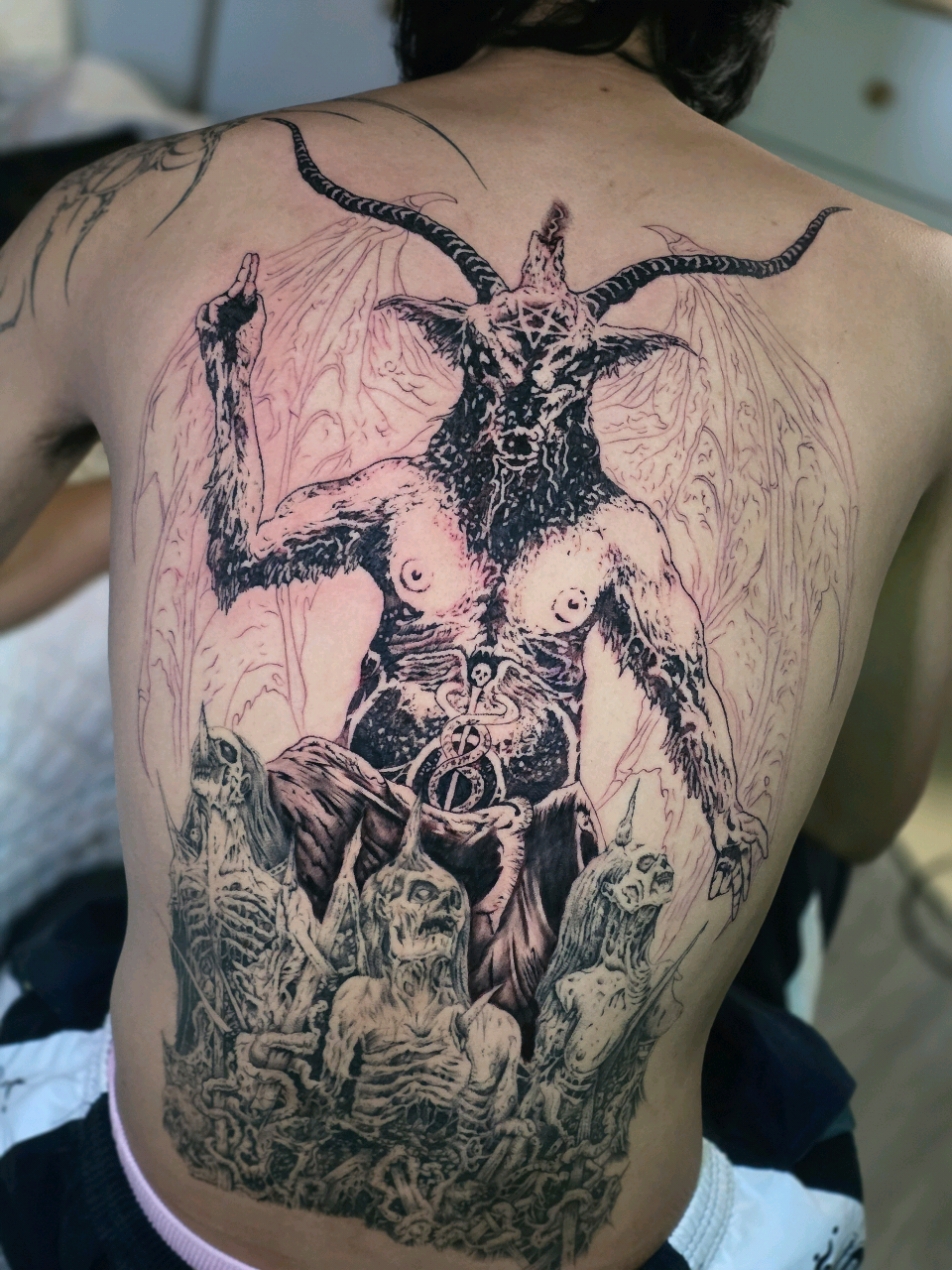 @IQ TATTOO