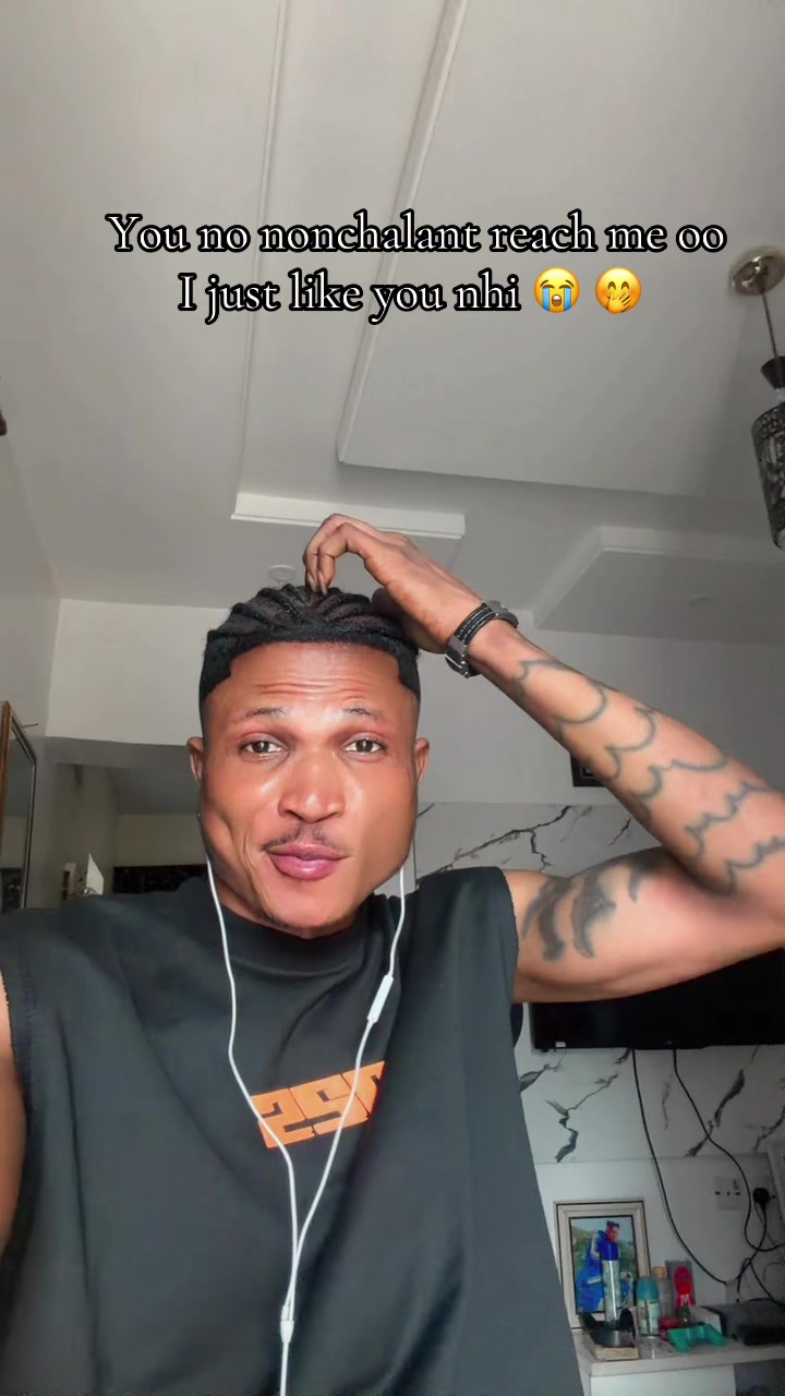 @Mobolaji✌️☮️