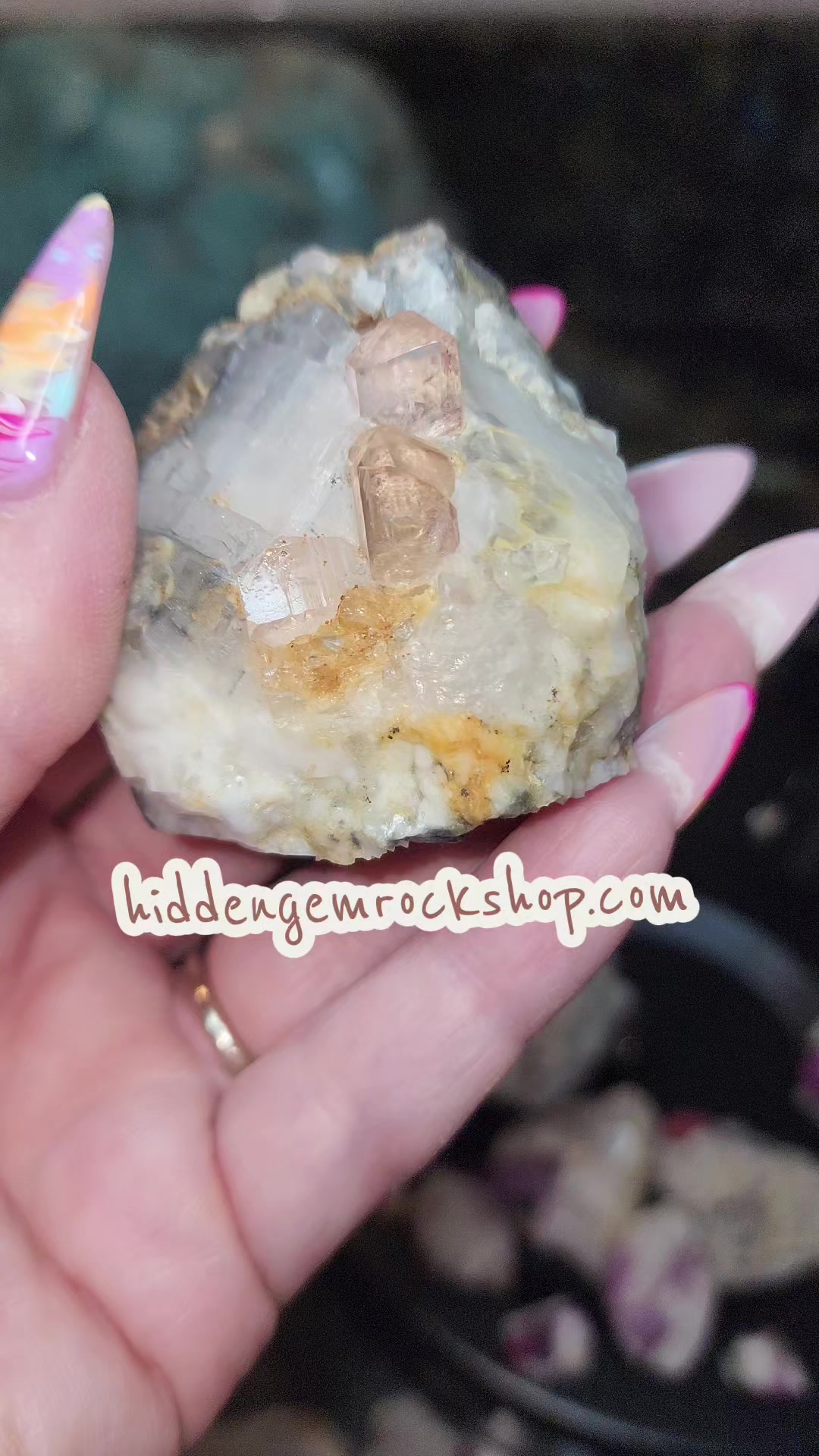 @Hidden Gem Rock Shop & Museum