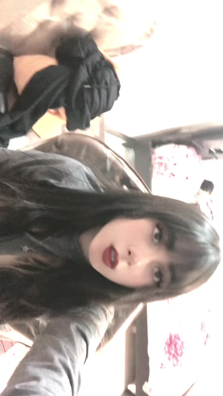@𝒮𝒽𝒶𝒾𝓁𝒾𝓃