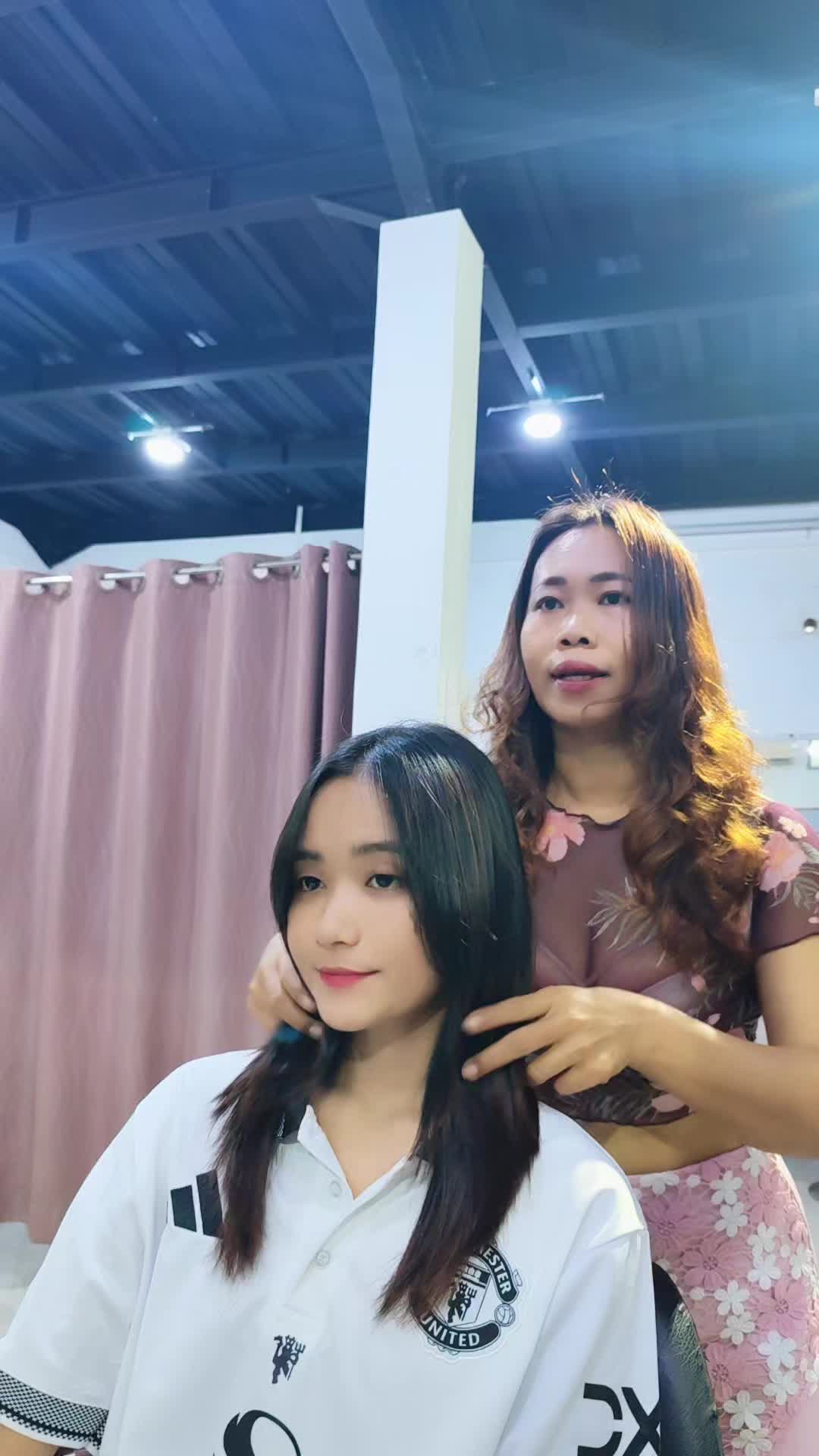 @Nay Yeik နေရိပ်ပြာ