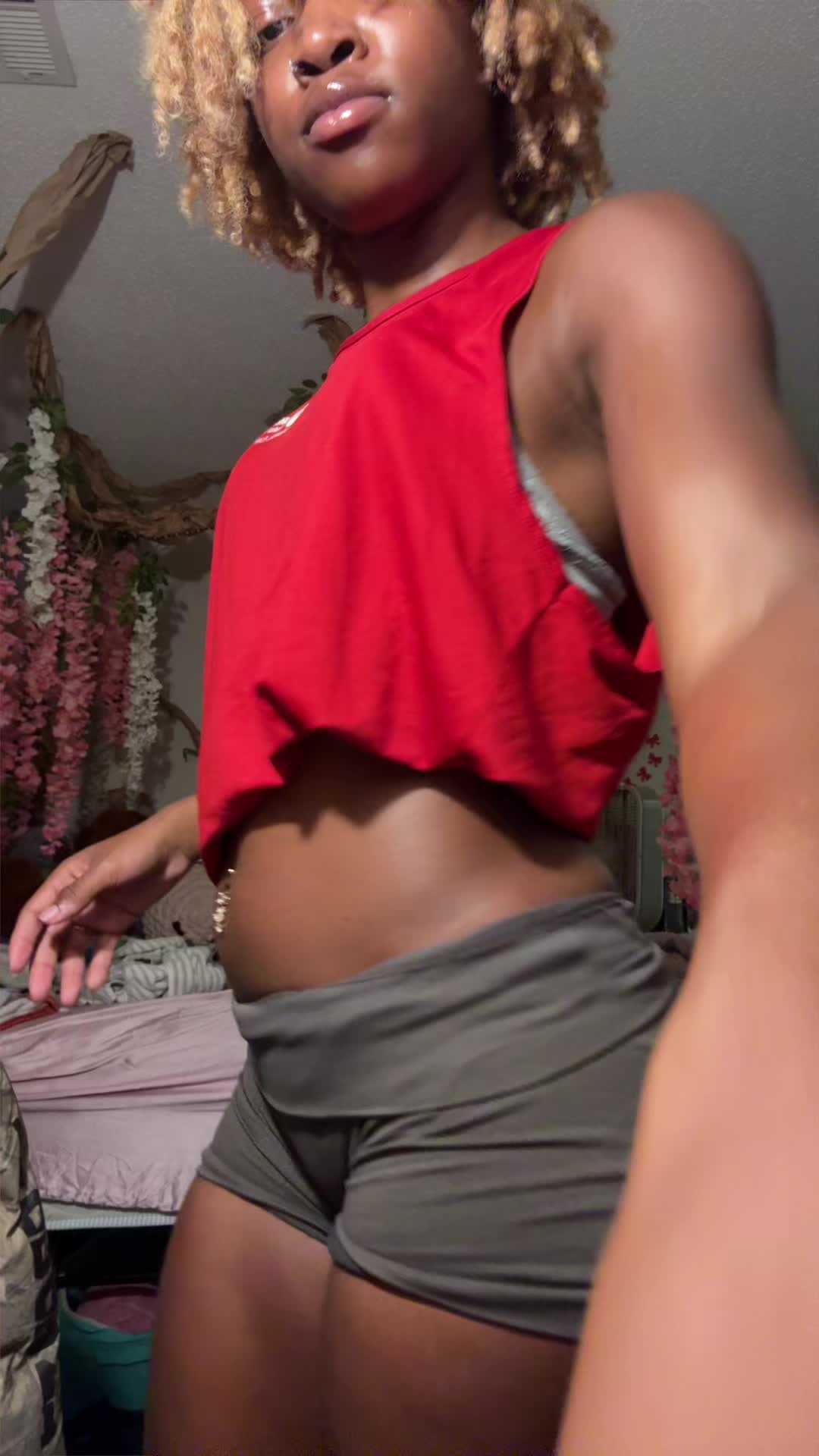 @Tayseemerollin😛🤘